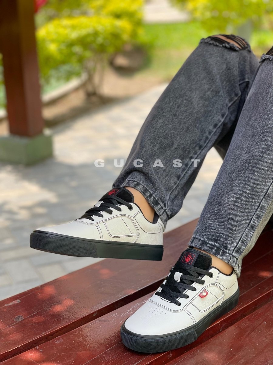 Zapatillas de CUERO - gucast